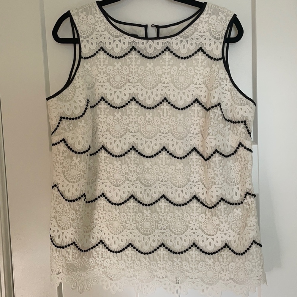 All lace sleeveless top with black accents and scalloped bottom. Talbots